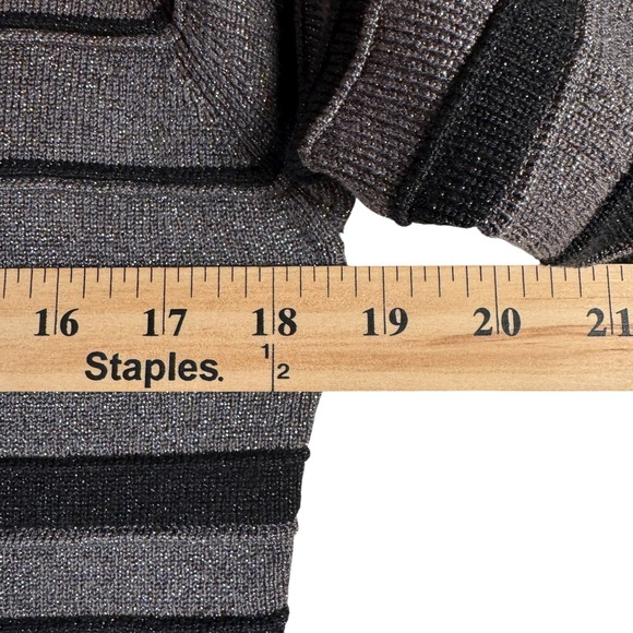 Joseph A. Metallic Silver Black Stripe Silk Blend Sweater Women's Medium Y2K VTG - Picture 4 of 5